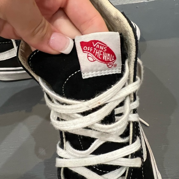 Vans sneakers!! Size women 6.0 men 4.5 - Picture 7 of 9